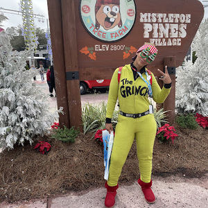 Meet your Posher, Yvette